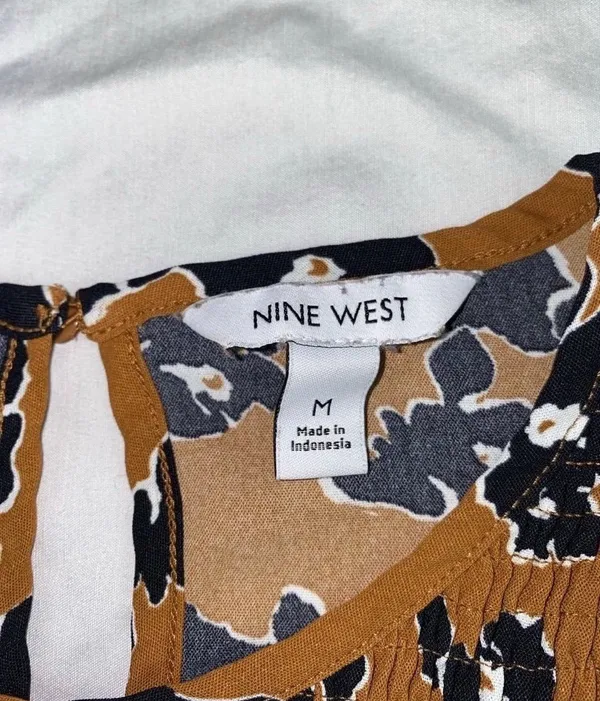 Blouse Yellow Size M - Image 4