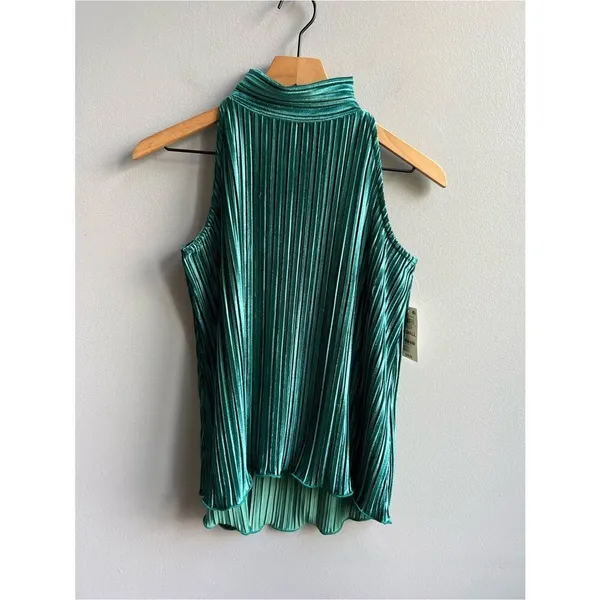 On 34th NWT Sleeveless High-Neck Pleated Tank Top Forest Emerald Green Size XS - Image 2