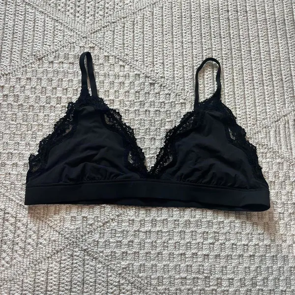 Skims Fits Everybody Lace Triangle Bralette - Image 2
