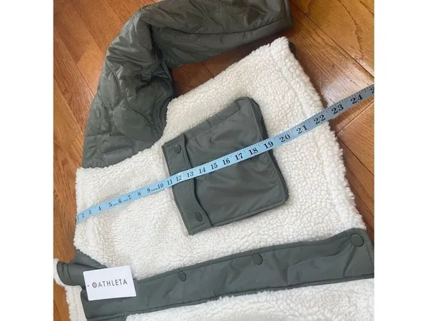 Athleta Quilted Sherpa Fleece Hybrid Jacket XL Sage Green Gorpcore, Quiet Luxury - Image 6