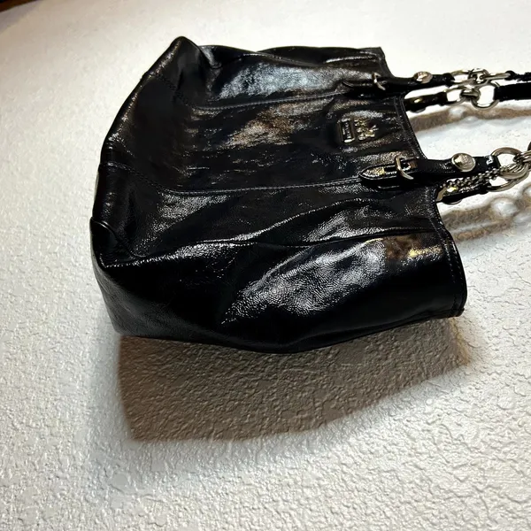Coach Carryall Madison Handbag Navy Patent Leather Silver Logo - Image 8