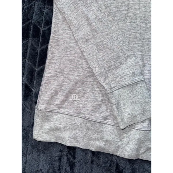 Lululemon In A Cinch Heathered Gray‎ Hoodie Thumbhole Pullover Women's Size 8 - Image 8