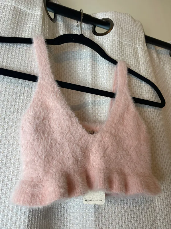 Free People blush pink fuzzy crop tank✨ - Image 2