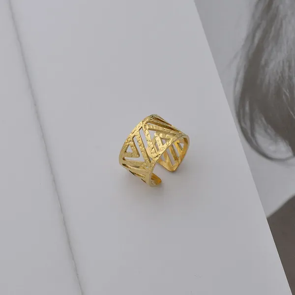 14k Gold Aztec Ring - Image 2