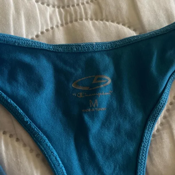 Blue sports bra #activewear Champion size M No flaws - Image 2