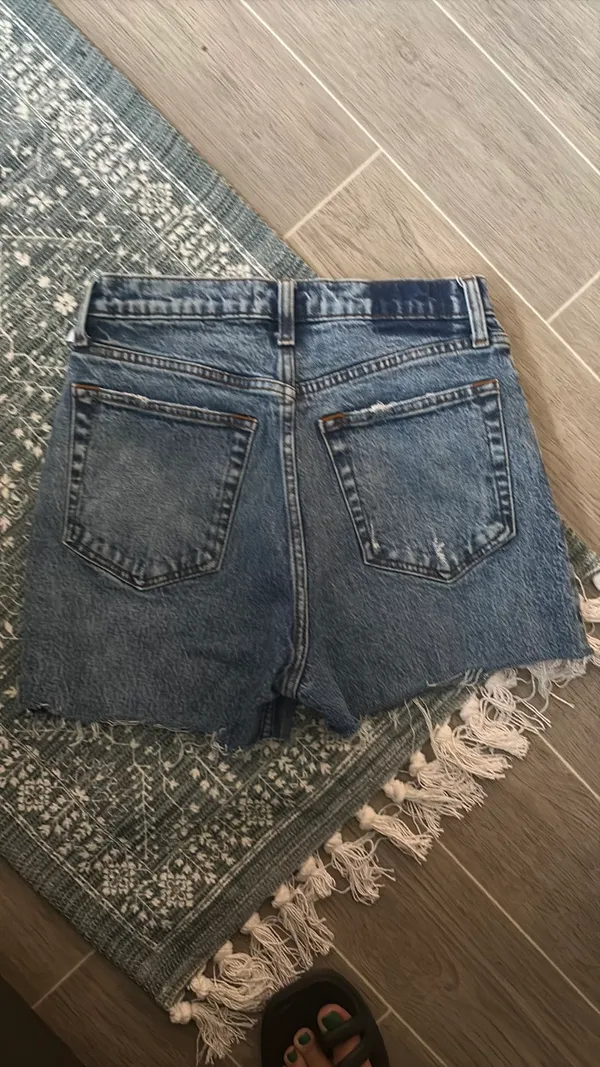 Abercrombie Shorts Ultra High-Rise - Image 2