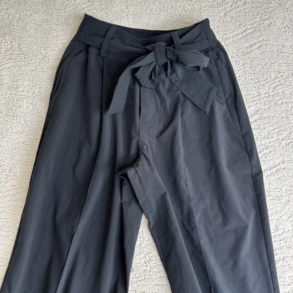 Women's‎ Athleta Size 4 Cardiff Pant Black Business Travel Cuff Ankle - Image 2