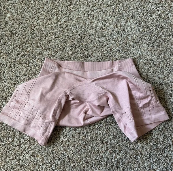 Gymshark Glow Seamless Shorts - Image 7