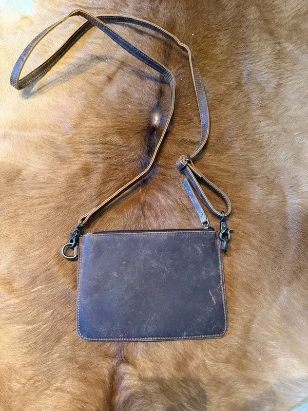 NEW Western Tooled Leather Crossbody Bag - Red & White - Image 4