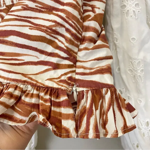 Love the Label by Anthropologie Zebra Long Sleeve Smocked Crop Top Size XS‎ - Image 9