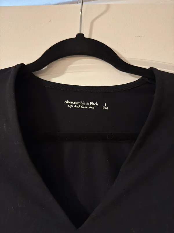 Abercrombie Long sleeve Bodysuit - Image 4