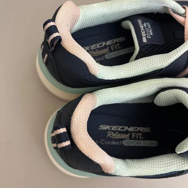 Skechers D'Lux Walker Sneaker Womens 10 Navy Leather Mesh Relaxed Fit 149023 - Image 6