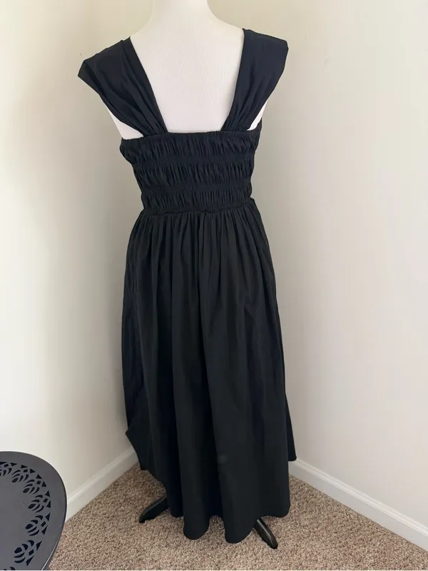 Pomander Place Tuckernuck Noah Smocked Midi Long Dress in Black Size Small - Image 5