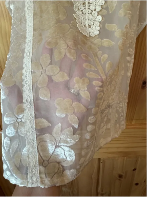 Vanilla Star Floral Mesh and Crochet Sheer Tank Top size medium - Image 5