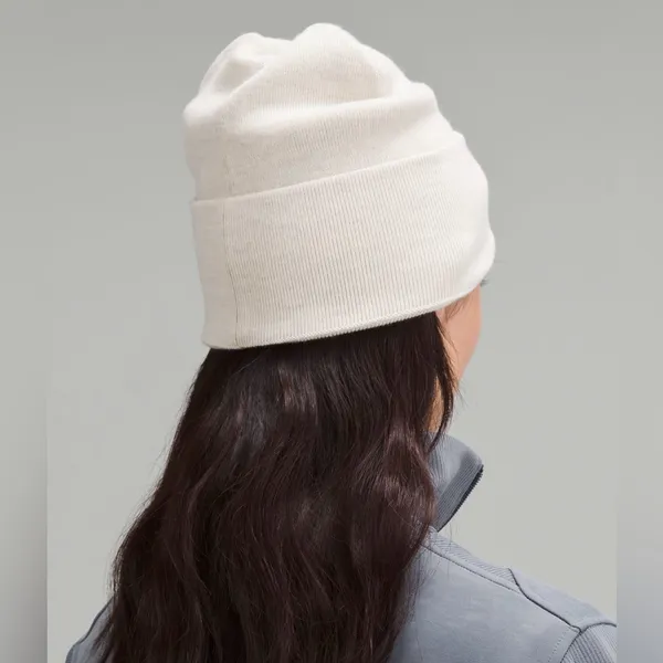 Lululemon NWT Warm Revelation Beanie Merino Wool Blend Heathered Bone Color - Image 2