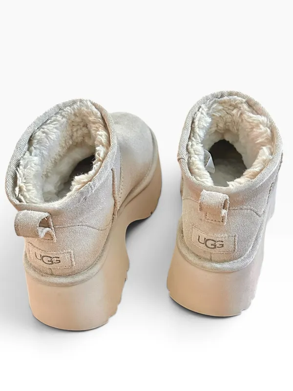 UGG Classic Ultra Mini New Heights Platform Boot Size 7 Sand - Image 5