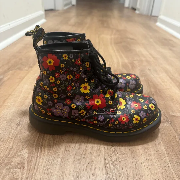 Dr Martens | 1460 Pascal Floral Black Leather Vintage Garden Combat Boots, EU 36 - Image 3