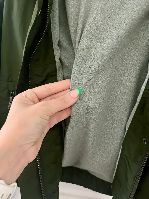 Athleta Olive Green Water Repellent Jacket - Image 3
