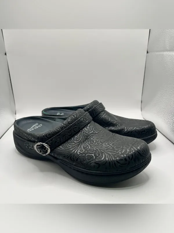 DANSKO Allison slip on EUR 39 US 8.5 Black Tooled Leather Clog Shoes - Image 10