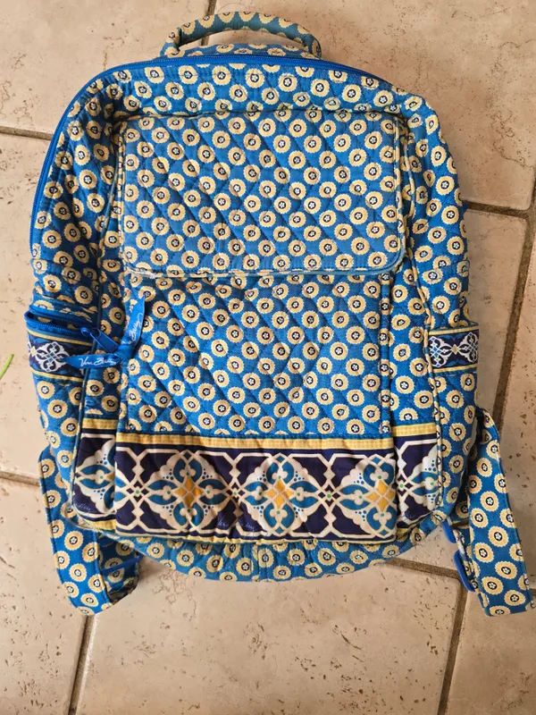 Vera Bradley Blue/Cream Floral Medallion Backpack Riviera Blue Retired Pattern - Image 4