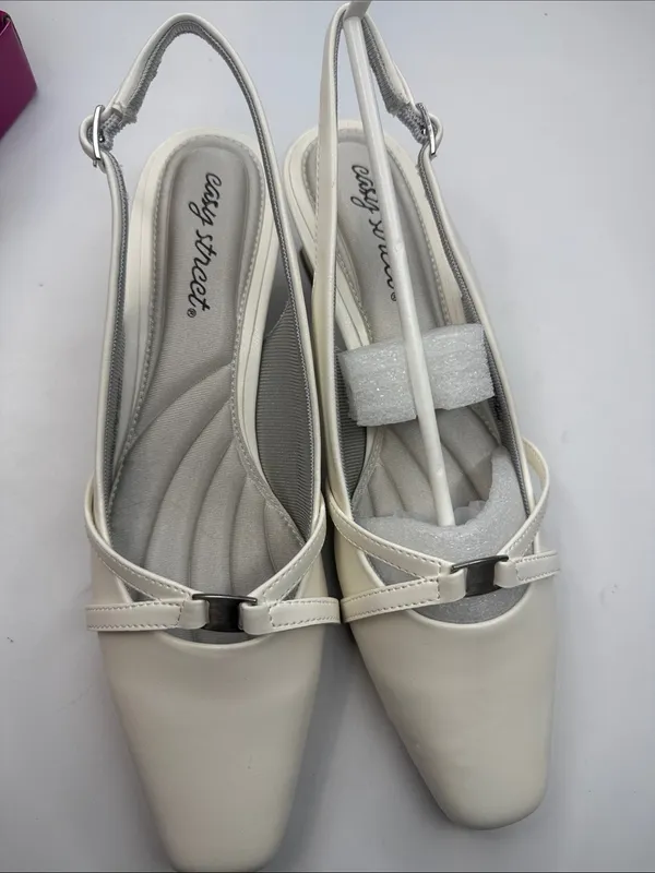 Easy Street Women's Ridley Square Toe Kitten Heel Pumps Size 8M - Image 6