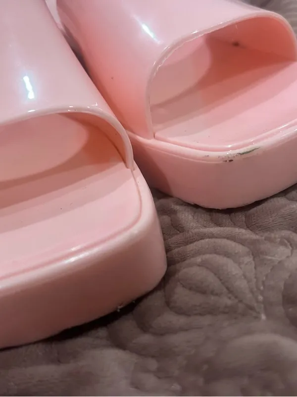Glossy Pink Slide Mules with Block Heel - Image 4