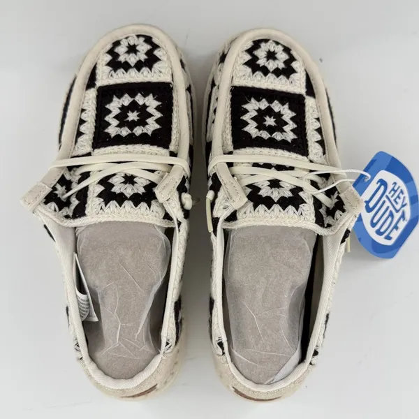 Hey Dude Wendy Cottage Crochet‎ Slip On Shoe Black White Women 5 Granny Square - Image 3