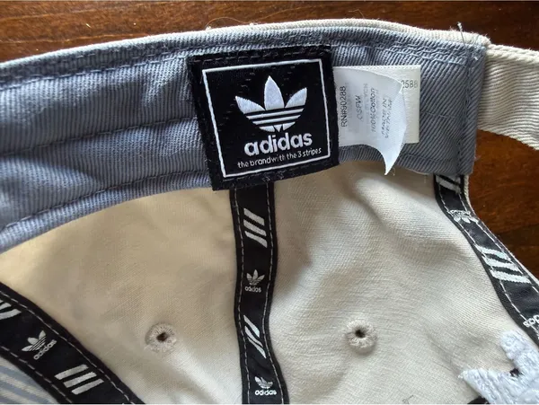 NWOT’s Adidas Classic Beige Cotton Baseball Cap with Logo - Image 8