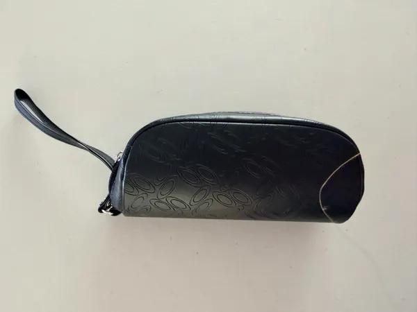 Oakley | sunglass case.  - Image 9