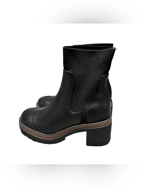 Mia Gretta Lug Ankle Boot Women's 9 Black Leather Heeled Pull On Chelsea NWT - Image 3