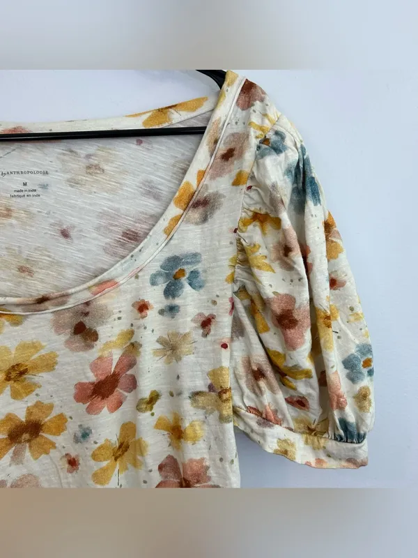 Anthropologie Wide Neck Short Puff Sleeve Pastel Cotton Floral Top Size Medium - Image 6