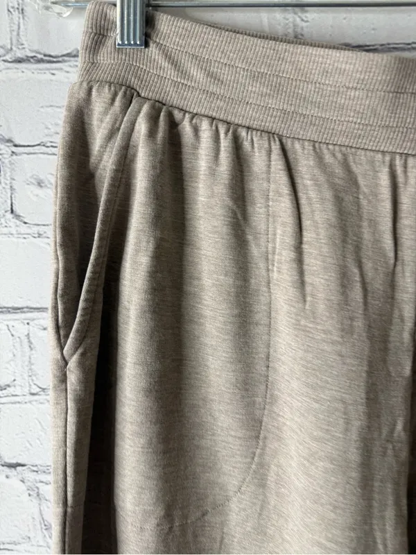 Soma Beige Crewneck Lightweight Long-Sleeve pajama set size medium - Image 6