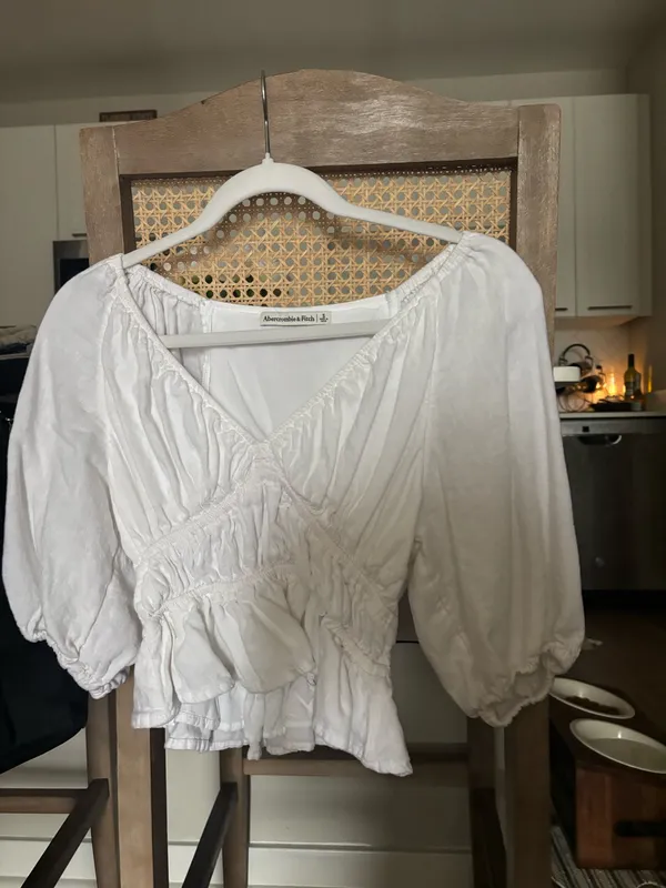 Abercrombie & Fitch Linen Top Women’s White Cropped Puff Sleeve Smocked Blouse Linen blend - Image 3