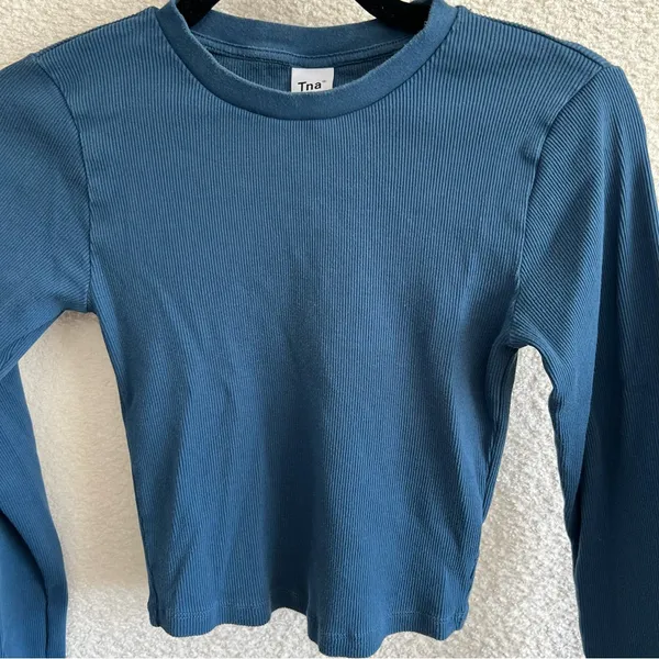TNA Aritiza Women’s Blue Long Sleeve Ribbed Cropped Shirt Top Size Medium‎ - Image 6