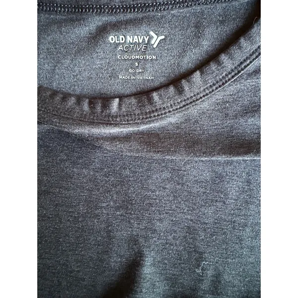 Old Navy Active CloudMotion Go-Dry Crop Tee Small Performance Charcoal Grey - Image 3