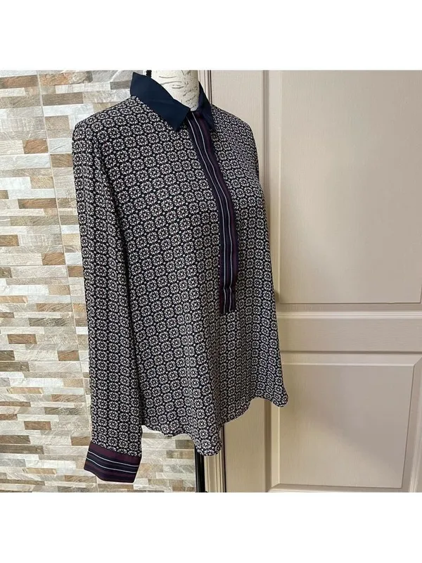 LOFT half button Hanley top tunic blouse shirt Geometric print burgundy Sz M - Image 5