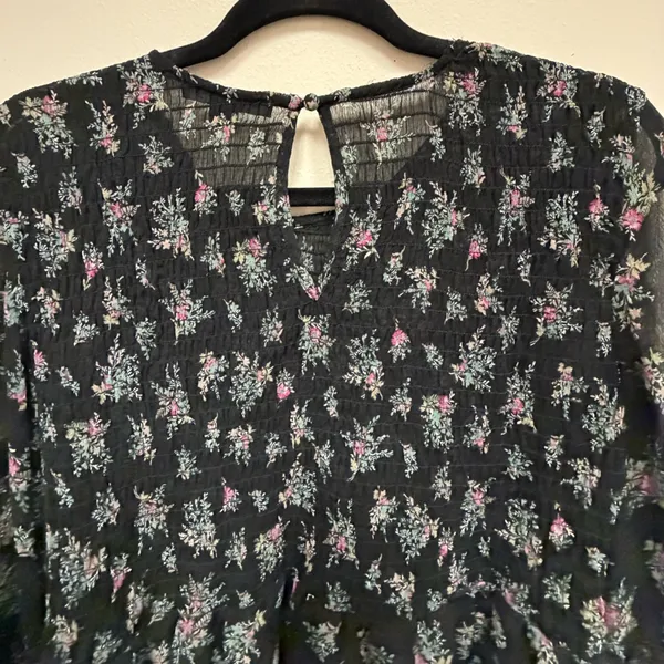American Eagle Dark Floral Smocked Bell Sleeve Top Whimsigoth Fairy 70s Blouse M - Image 11