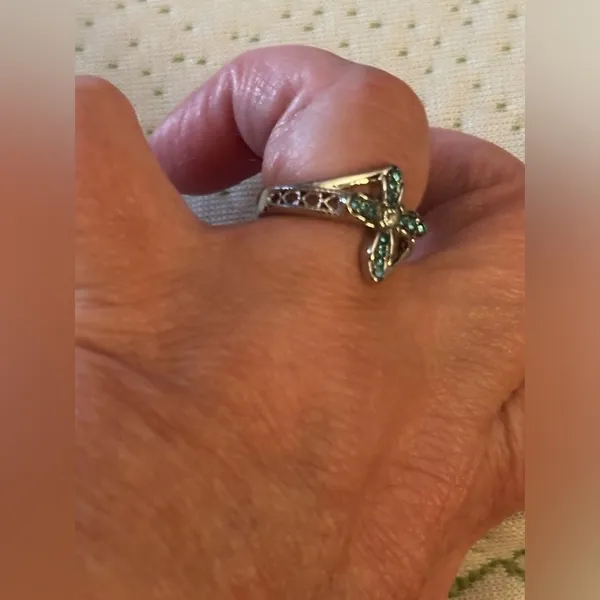 Cross Ring Size 8 NWT Silver - Image 11