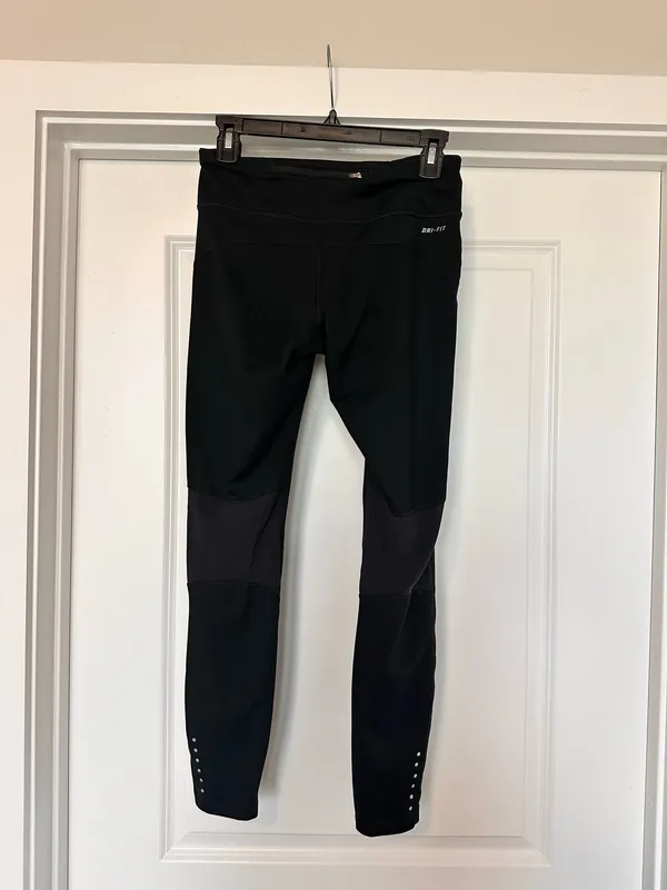 Nike Black Running Leggings Dri-Fit - Image 2