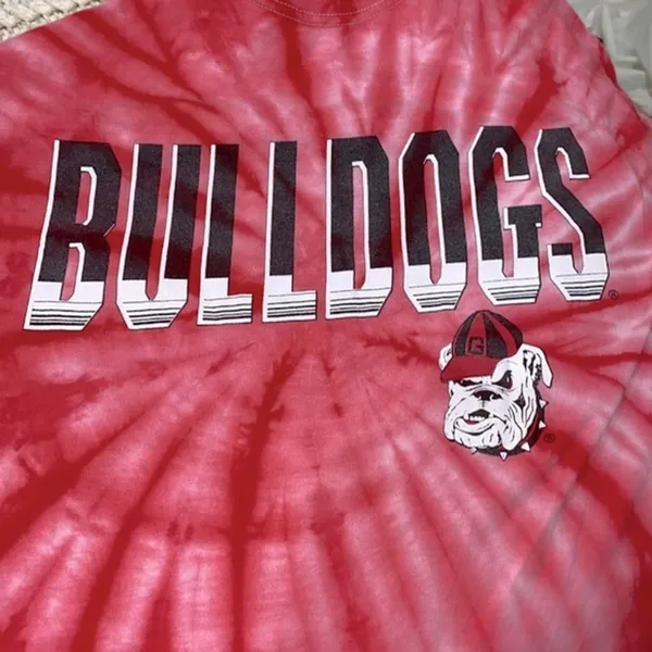 Georgia Bulldogs red tie die collegiate graphic T-shirt size medium - Image 4