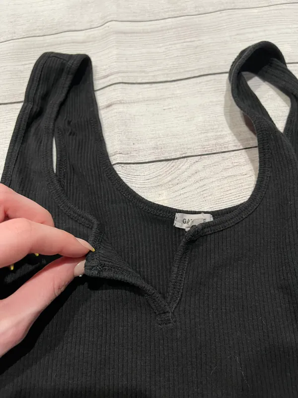 Garage Black Crop Top - Image 2