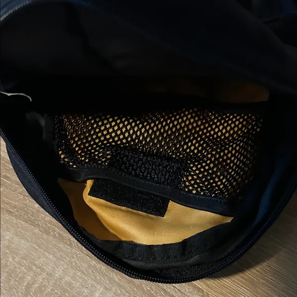 Eddie Bauer Mini backpack Bag in Gray and Black - Image 6