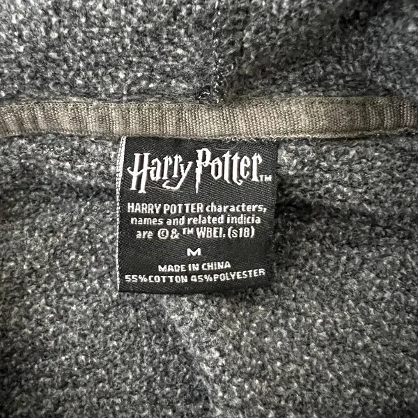 Harry Potter Hogwarts House Crest Gray Hooded Sweatshirt - Image 7
