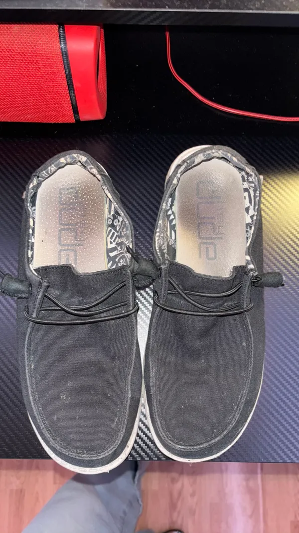 Hey Dude Shoes - Image 2