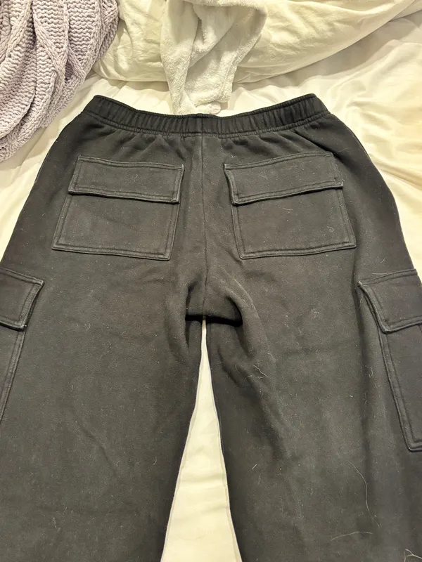 Black Aritzia Cozy Fleece Mega Cargo Sweatpants - Image 4