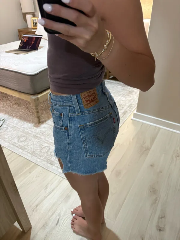Levi’s Shorts - Image 2