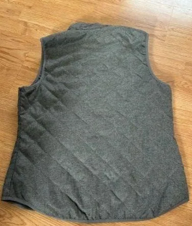 Old Navy Quilted Gray Vest - Image 3