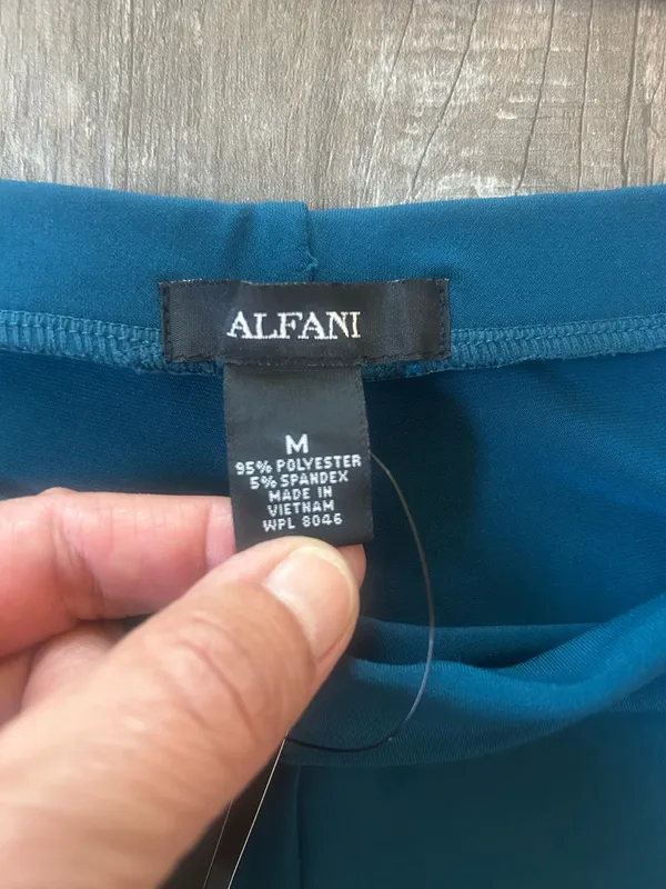 NWT Women’s Alfani Ocean Teal Wide Leg Pants Size Medium - Image 3