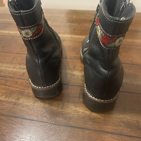 Martino Made in Canada Leather Ankle Boots Cowhide Panels Womens 8 - Image 10