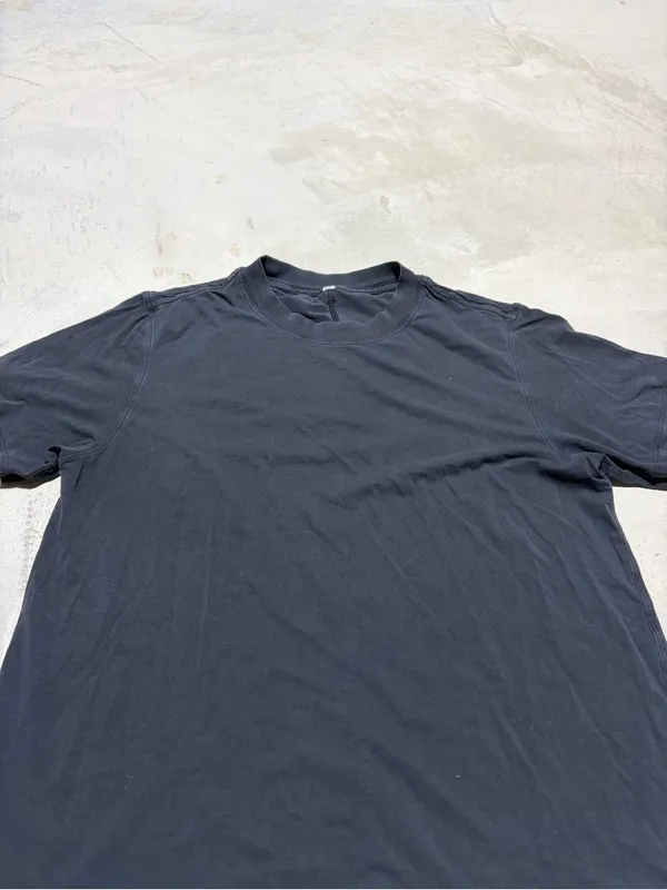 Lululemon Classic Crew Neck T-Shirt Black - Image 2